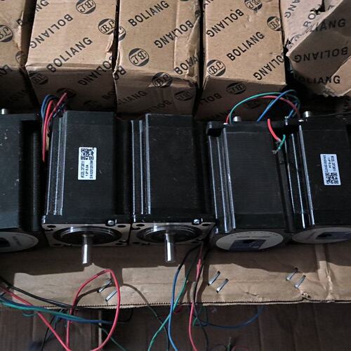 【全场5折起】雷赛57步进电机，d57cm31x，3牛米，机体长84毫米，