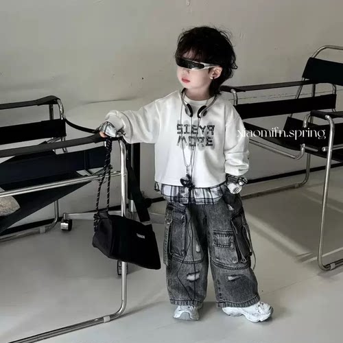 男童秋季卫衣牛仔裤套装2026新款洋气重工拼接卫衣工装牛仔裤套装