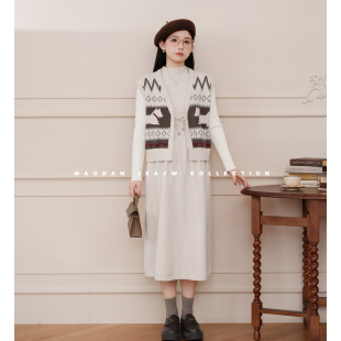 猫单【富士初雪】娜娜的孕期穿搭孕妇套装冬季新品时尚马甲连衣裙