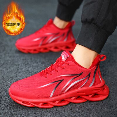 本命年红色加绒保暖运动休闲棉鞋