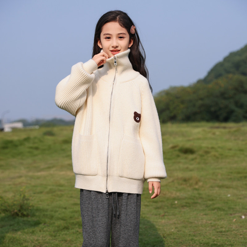 女大童毛衣开衫2026新款女孩春秋韩系穿搭大童洋气冬季针织加厚上