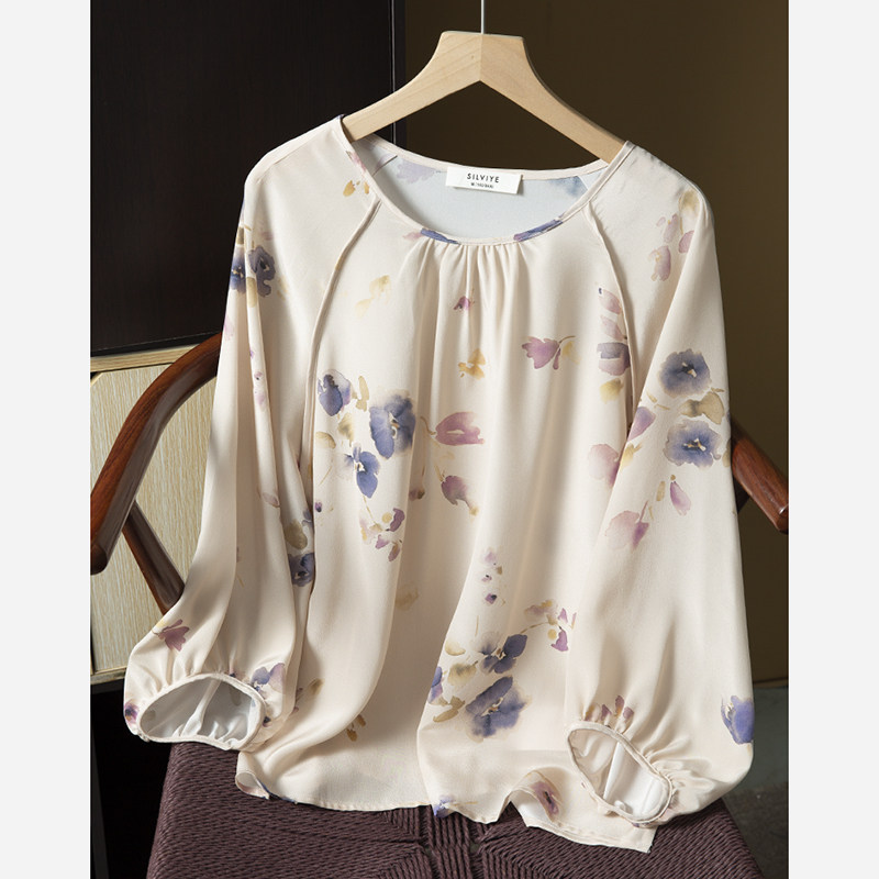 现货 100%桑蚕丝晕染水墨画优雅简约真丝上衣圆领七分灯笼袖T恤夏,女装/女士精品,真丝上装,淘宝优惠券,粉丝福利购,淘宝优惠卷