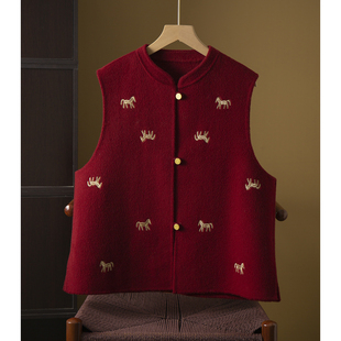 丝艺羊绒羊毛金线刺绣小马中式 马甲女国风红色新年针织马夹外套春