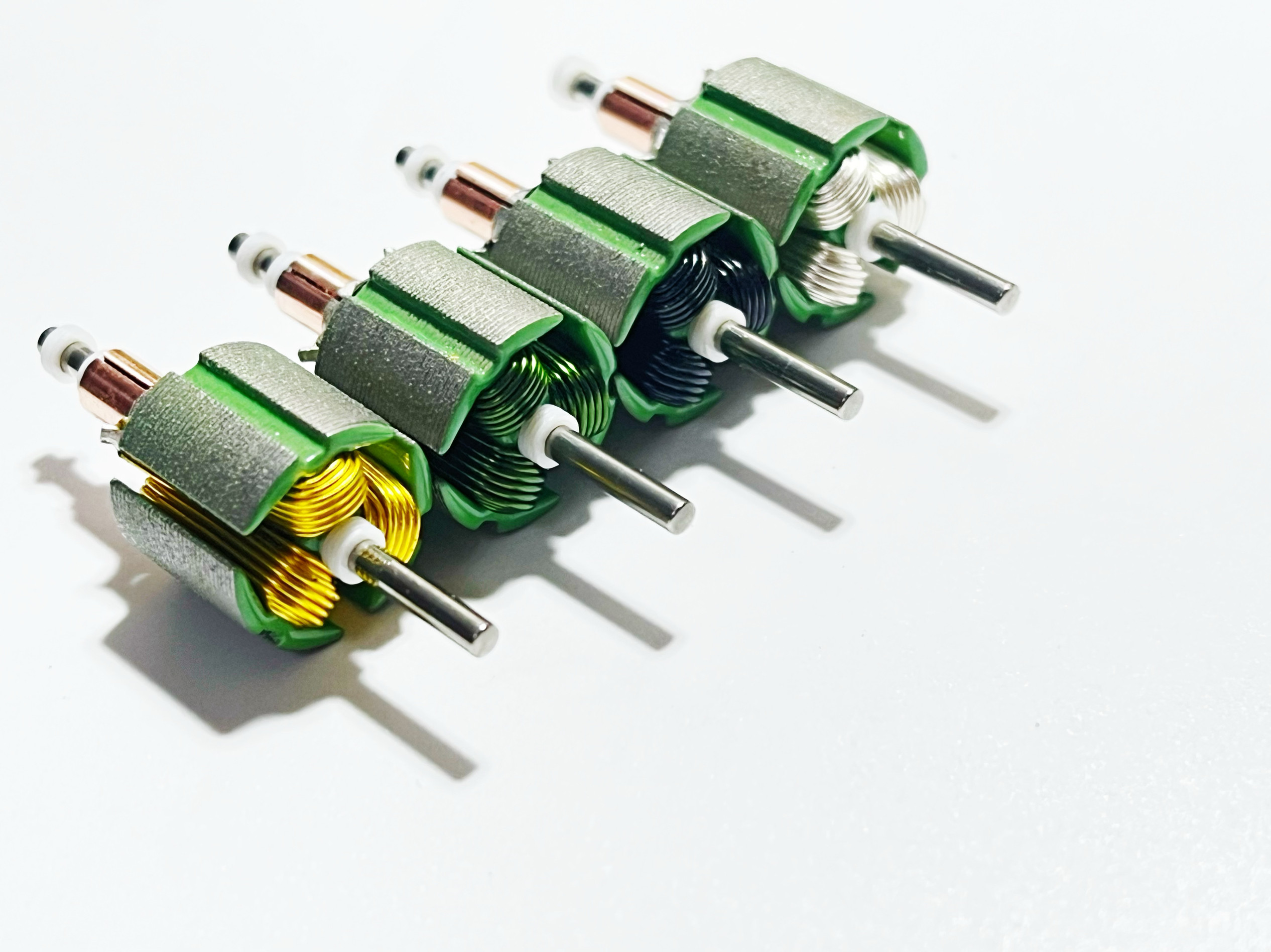 特价四驱车手绕马达，精选大空间转子，单线双线手绕马达