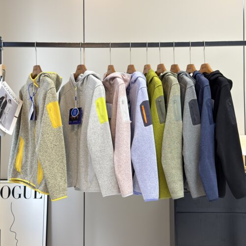 渠道货！飞禽茑~男女款城市户外加绒保暖运动徒步连帽抓绒衣外套