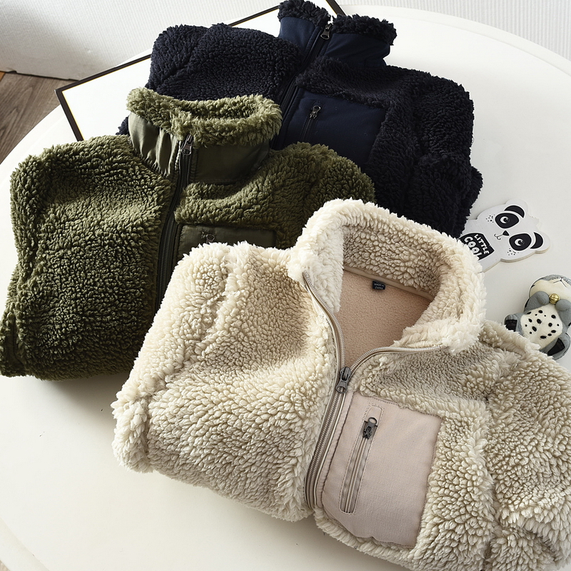 试衣间童装摇粒绒羊羔绒夹克外套