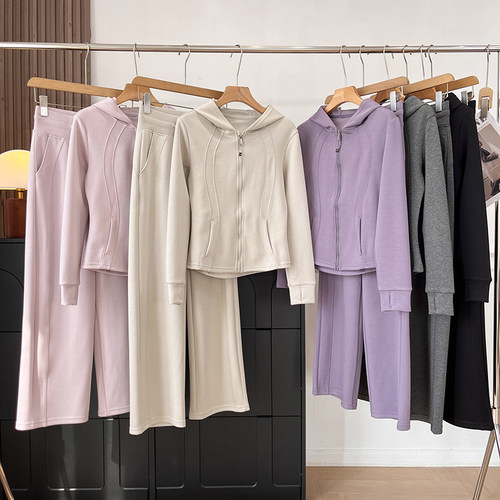 渠道牛货！LU~春季修身小蛮腰连帽外套+高腰阔腿运动休闲裤两件套