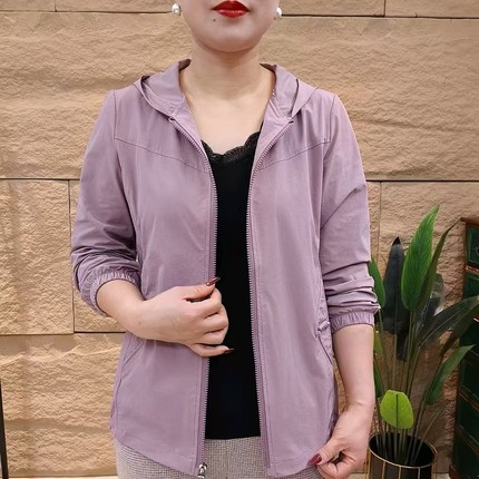 中年妈妈纯色连帽薄款外套女2025春夏新款休闲百搭防晒衣夹克上衣