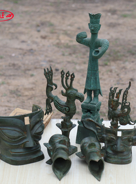 三星堆仿制摆件文化展览