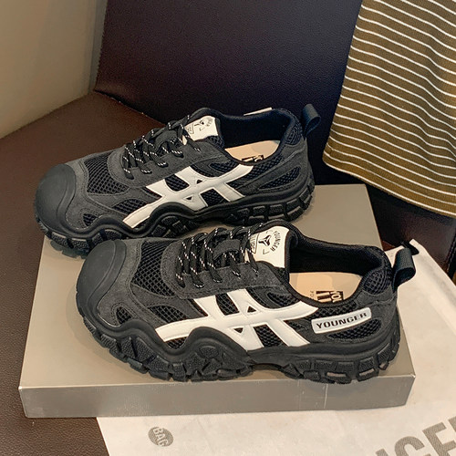 女款运动厚底增高阿甘德训鞋