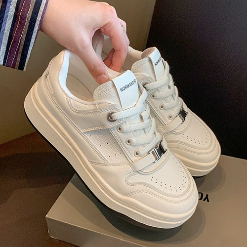 小白鞋女款百搭厚底增高白色板鞋