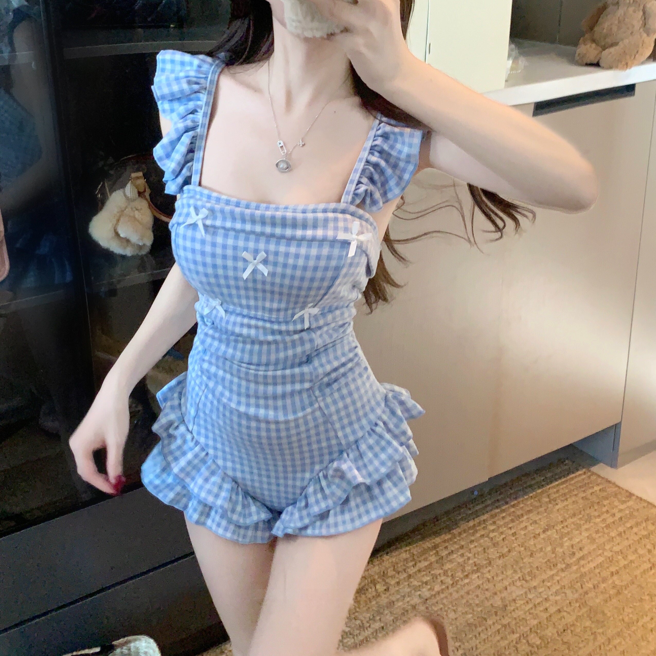 原创泳衣女2026新款甜美清新蓝格连体荷叶边温泉度假女孩泳装海边