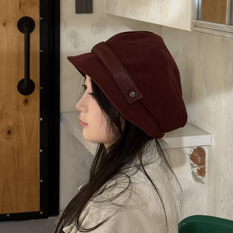 2025新款皮带红色灯芯绒渔夫帽子女秋冬季休闲百搭素颜出街显脸小