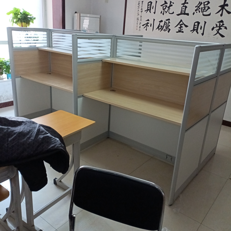 北京屏风隔断自习桌双人桌一对一培训桌辅导学习桌铝合金卡座定做
