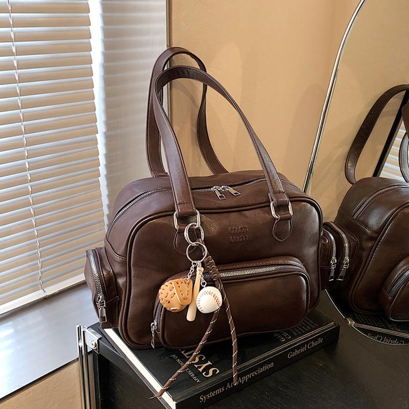 2024秋冬新款复古风邮差女包