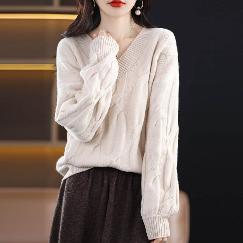 欧货新品秋冬加厚软糯100纯羊毛衫女V领麻花毛衣宽松长袖针织衫