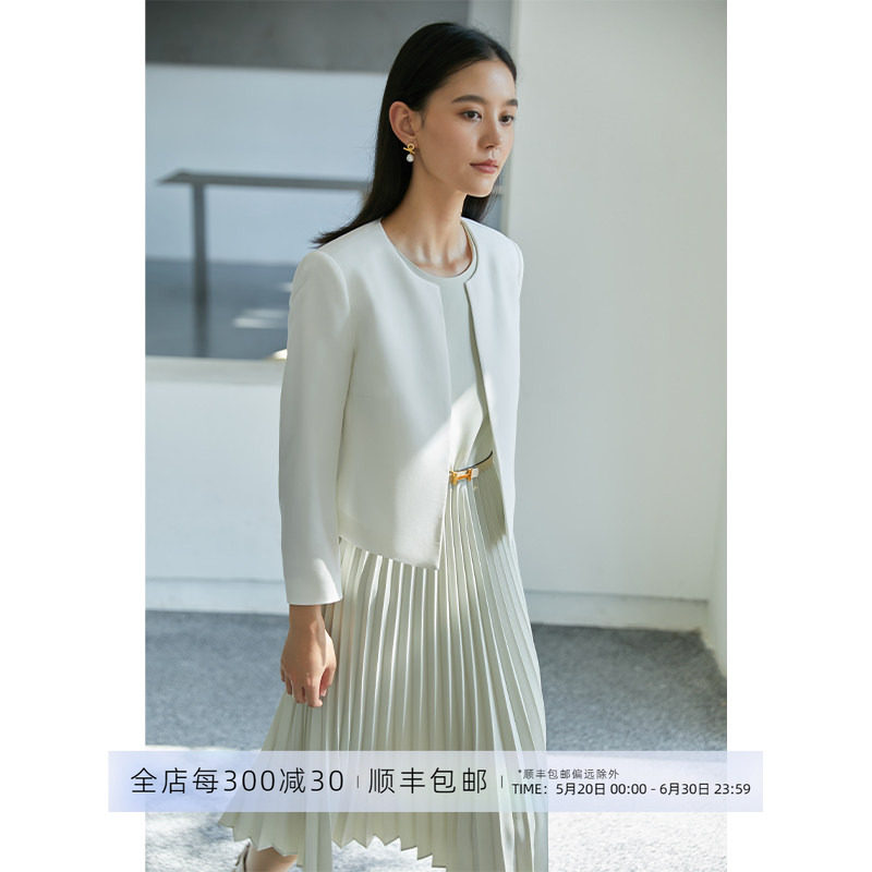 芝美日禾 极简风圆领无扣醋酸小西装女白色短款小个子外套
