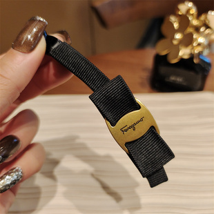 韩国进口新款F家字母横夹发夹ins网红香蕉夹马尾夹头饰品轻奢发饰