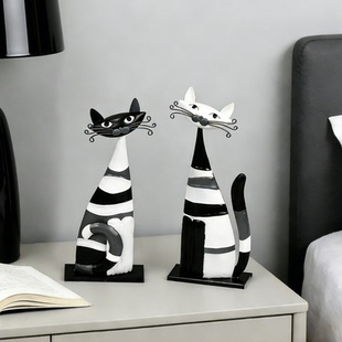 现代简约黑白条纹猫咪摆件树脂工艺品家居装 饰桌面摆设