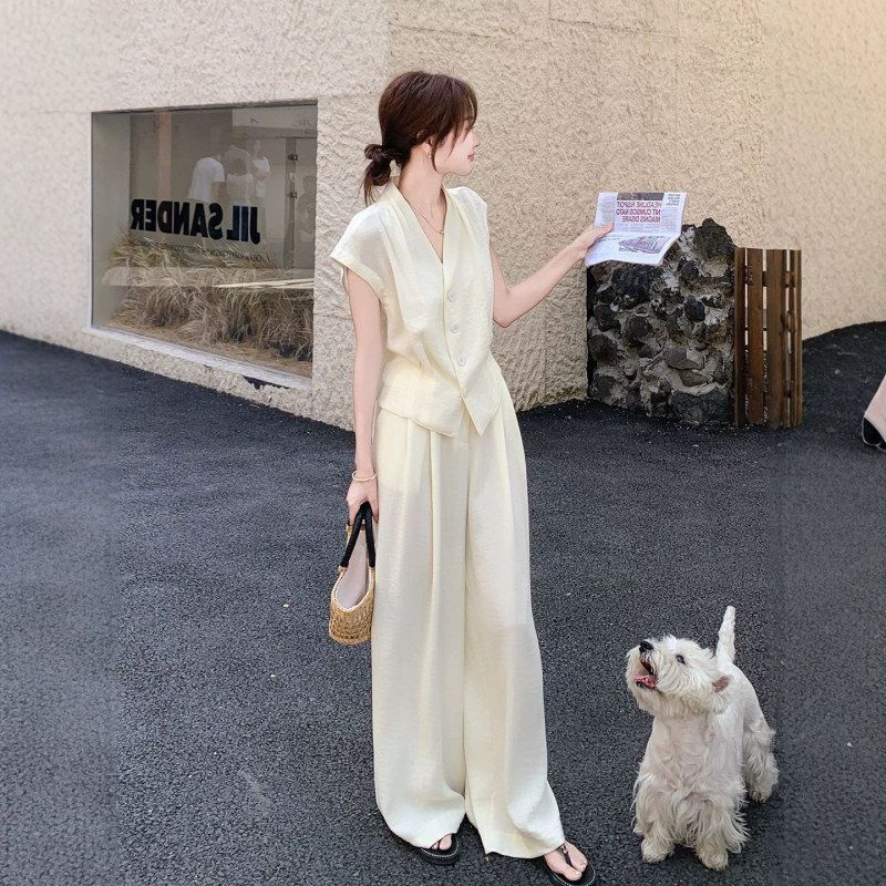 夏装穿搭一整套减龄女夏季2026新款法式名媛马甲阔腿裤套装两件套