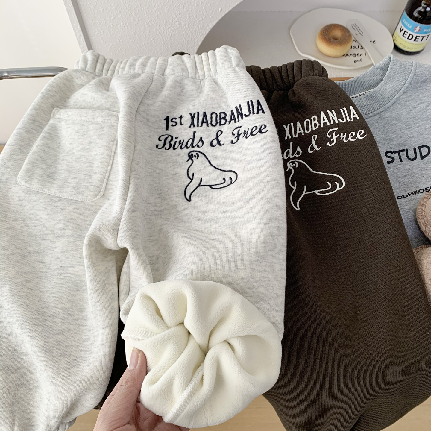 儿童秋冬加绒休闲卫裤洋气运动裤