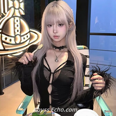 暗黑V领蕾丝镂空短款针织衫女