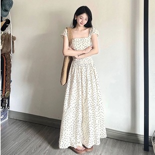 显瘦高级感仙气波点长裙 新款 法式 方口领米白色少女感连衣裙女夏季