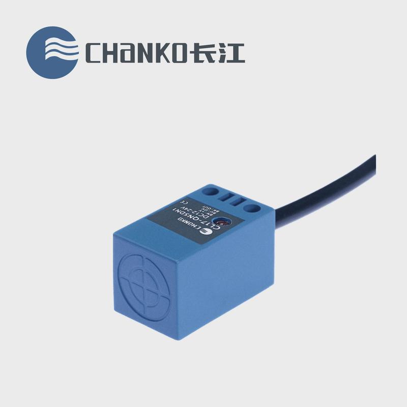 CHANKO/长江CL17-QN5DP1电感式传感器方形接近开关5mm检测距离
