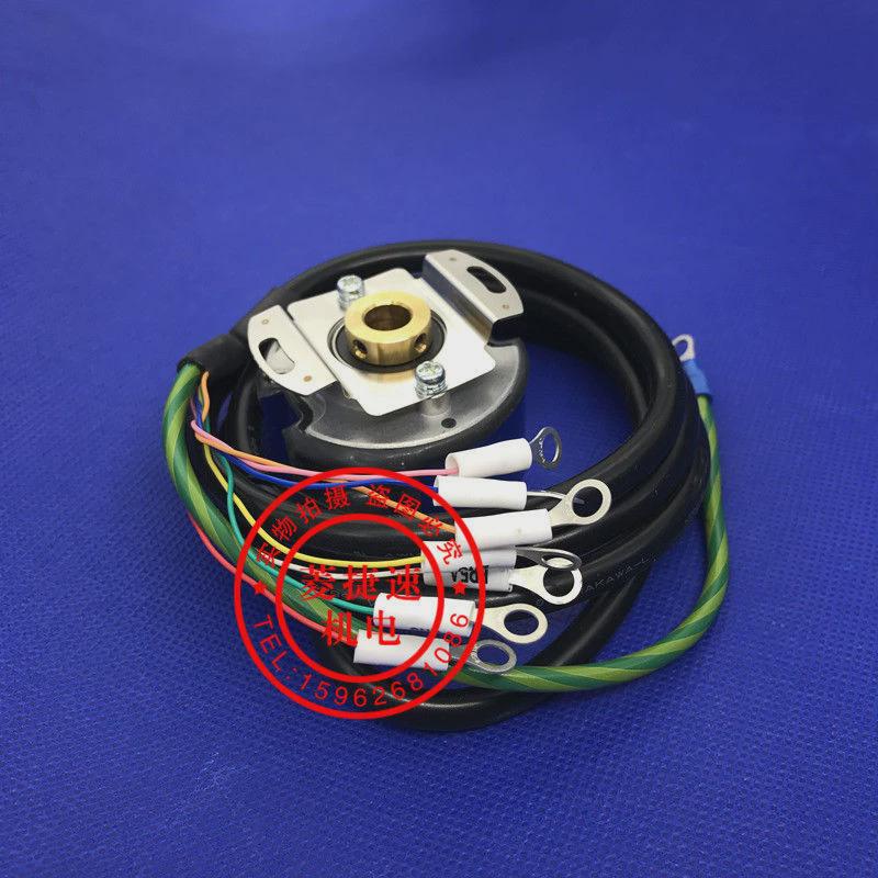 东芝电梯编码器TS5216N579多摩川编码器OIH48-4096C/T-C3-5V全新