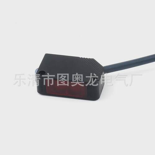质保全新接近开关e3jk-ds70m1实物一年