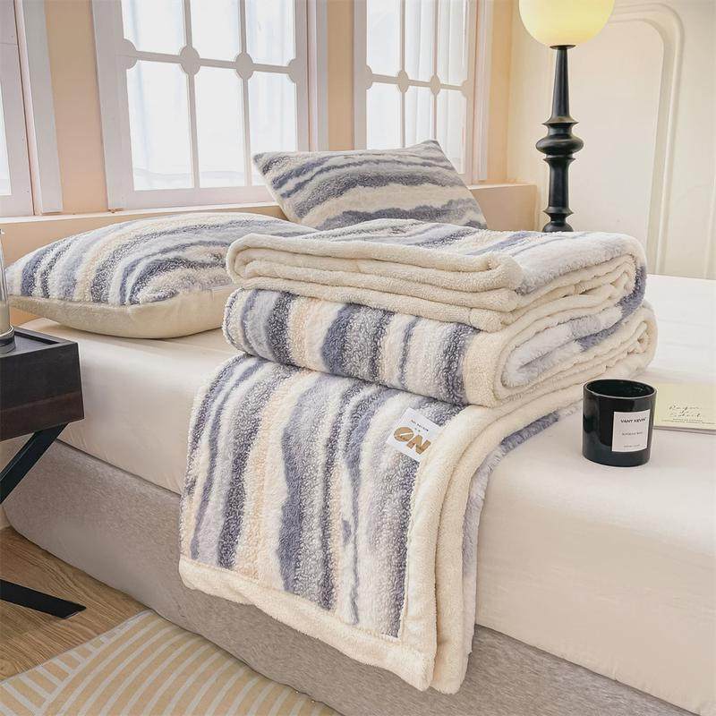 高颜值时尚轻奢玛吉拉泰迪绒兔毛盖毯双层加厚办公室午休空调毯子,床上用品,休闲毯/毛毯/绒毯,淘宝优惠券,粉丝福利购,淘宝优惠卷