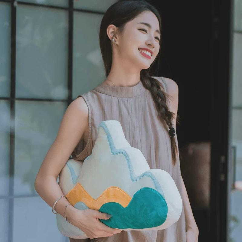 新中式靠山抱枕客厅沙发个性创意靠枕轻奢高级感腰枕异形工位靠垫