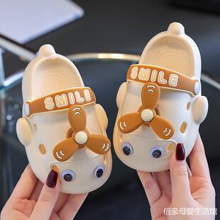 女童洞洞鞋夏季可爱卡通飞机室内外穿包头儿童鞋可下水凉拖沙厂家
