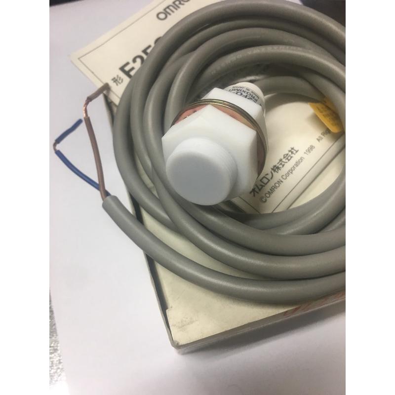 接近开关e2fq-x5d1