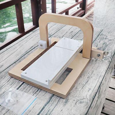 工厂生产升级版专业手工皂闸刀式切皂切台皂器钢丝刀切皂工具