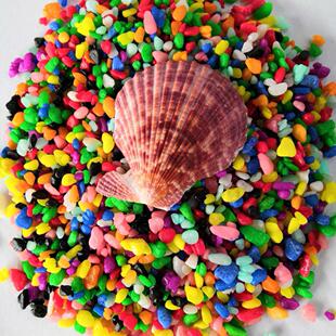 热销我厂生产各种颜色彩色型号小石子儿童婚庆diy园林铺面五彩石