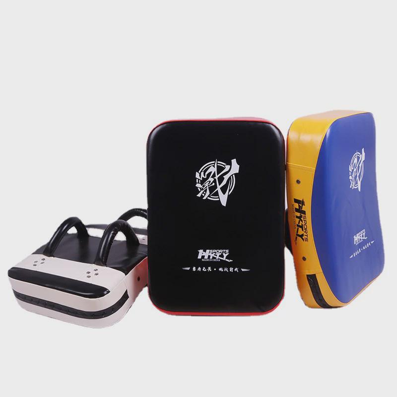 跆拳道脚靶后踢侧踢弧形胸靶大脚靶散打靶子泰拳训练方形弯拳击