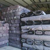 大棚防雨毛毡土工布防水黑心棉棉粘布淋膜保温毛毡加膜无纺布