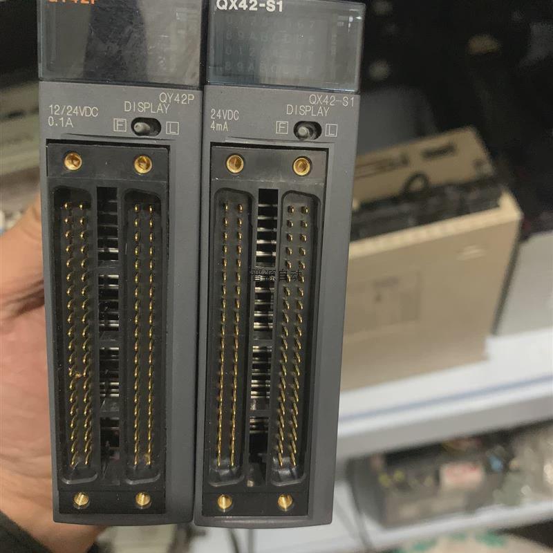 议价PLC模块QY42P 一个 QX42-S1一个 共两个拍前议价