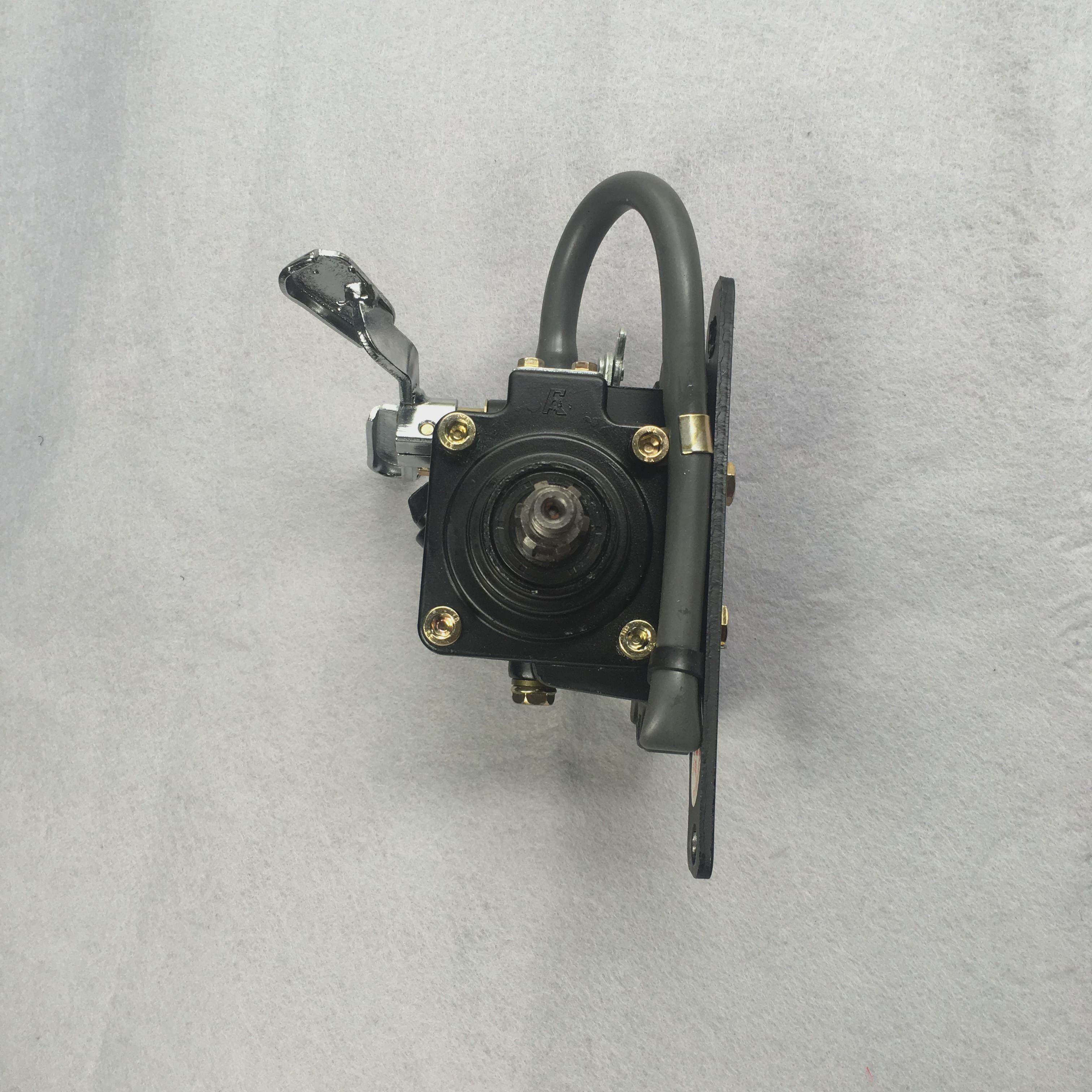 银钢YG200B边三轮摩托车原厂偏三轮侉子倒档配件传动轴倒档器总成