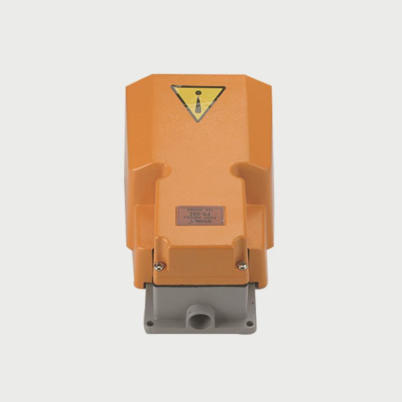 fs-502脚踏开关踏板自自踩式控制开关复位开关复位塑料外壳开关