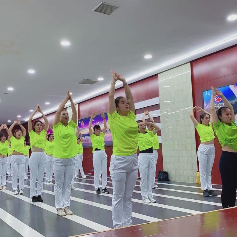 张妮塑形白色裤子操服广场舞夏季速干