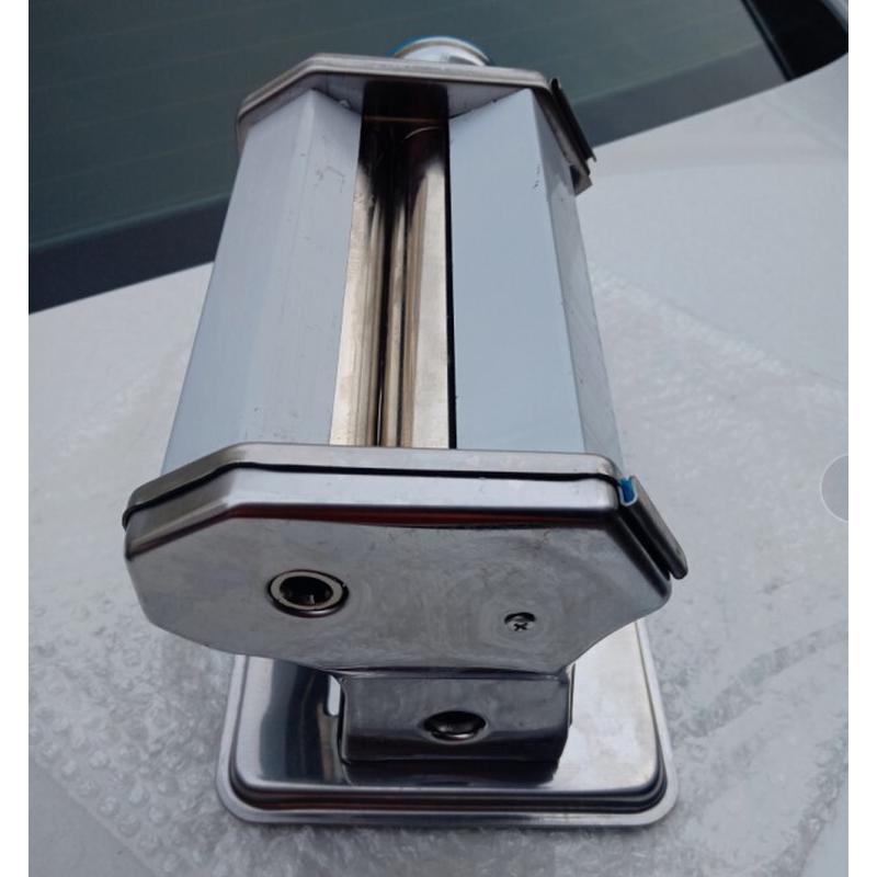 俊媳妇机手动饺子馄饨皮机擀面家用小型压面机150型无刀面皮机