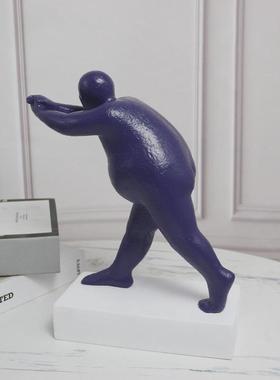 现代简约创意平衡软装雕塑人像摆件样板房售楼处酒柜人物饰品摆设