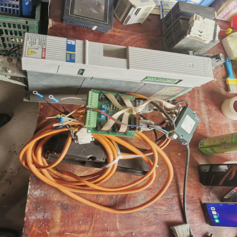 议价力士乐驱动器DKC01.3-040-7-FW,伺服电机MKD