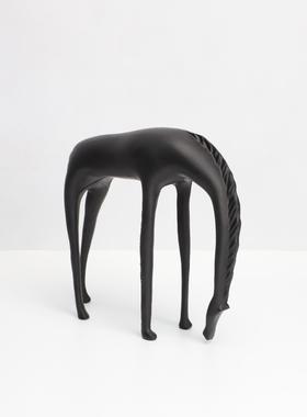 新中式创意家居马摆件低头鹿样板房玄关客厅书房铸铁软装饰品摆设