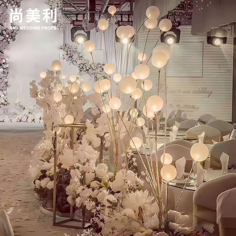 厂家直供婚庆道具幸福铁艺果树发光路引婚礼堂舞台迎宾区圆球摆件
