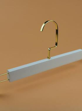 9wor实木衣架子服装店白色木质挂衣架家用木头衣撑无痕酒店晾衣架