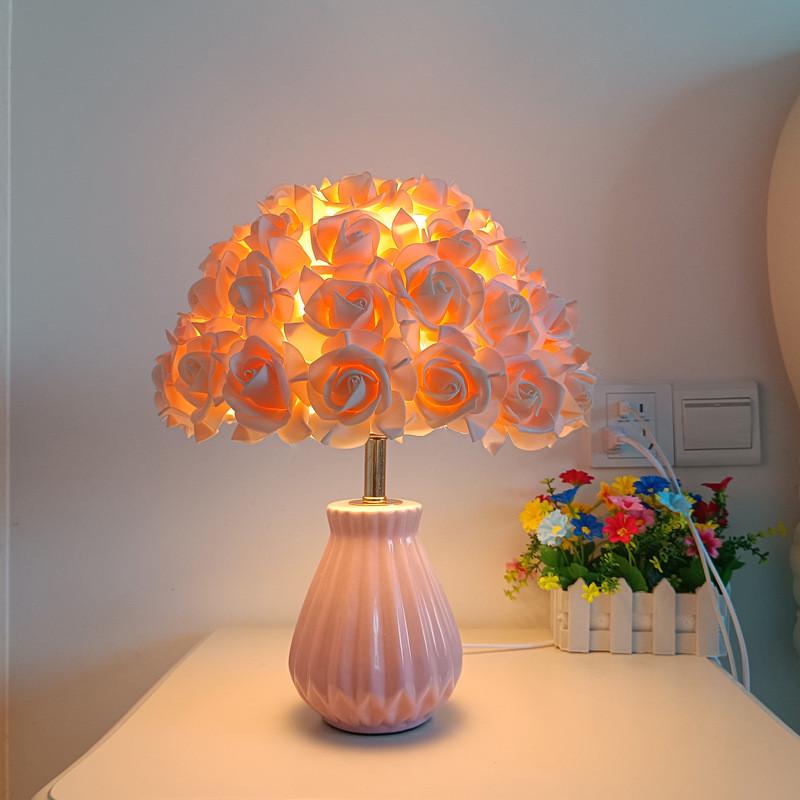 跨境伞形玫瑰花台灯粉色陶瓷玫瑰灯创意卧室床头摆件婚庆装饰台灯
