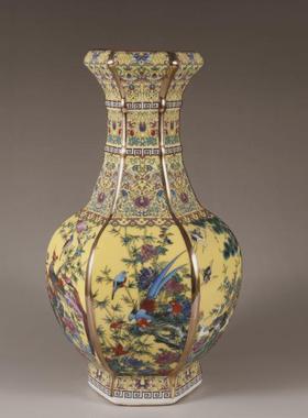 清乾隆珐琅彩花鸟六方浅黄色赏瓶中式博古架仿古瓷器做旧古董摆件